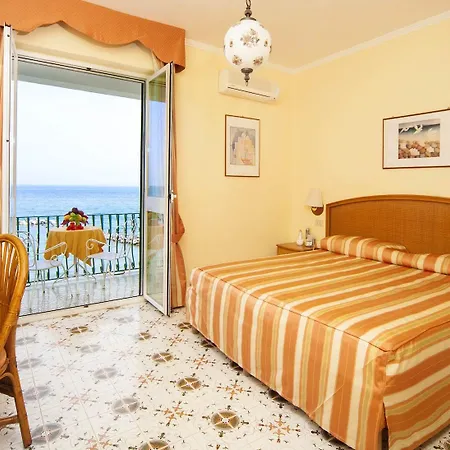 Ambasciatori Отель 4*