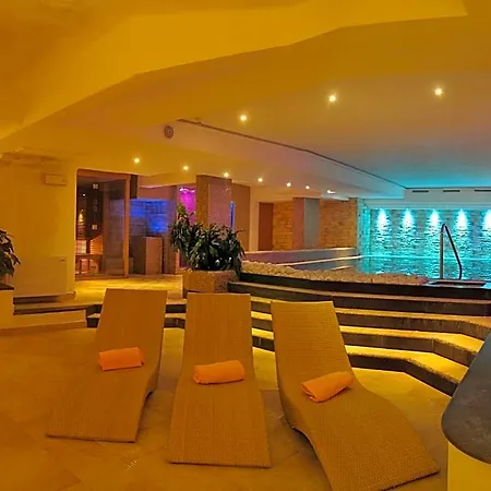 ホテル アンバシアトリ