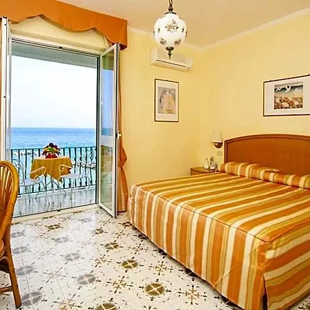 Ambasciatori Otel 4*