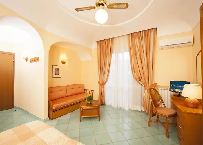 Hotel Ambasciatori 4*