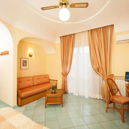 Hotel Ambasciatori 4*